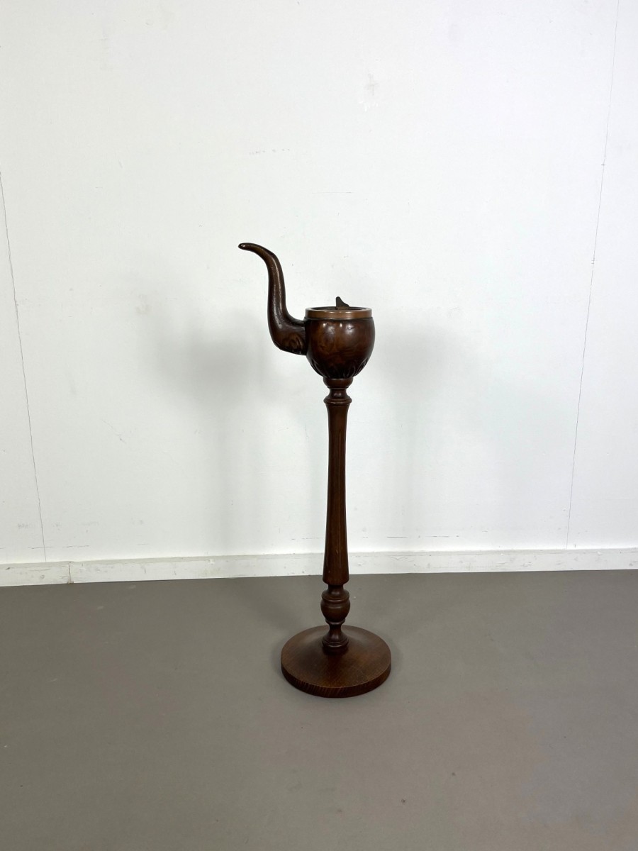 20th-century free standing wooden ashtray, Austria 1960s.