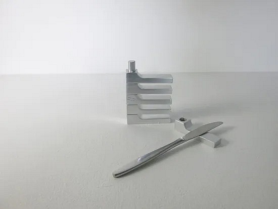 Modernist aluminum knife rests  - Pierre Vandel