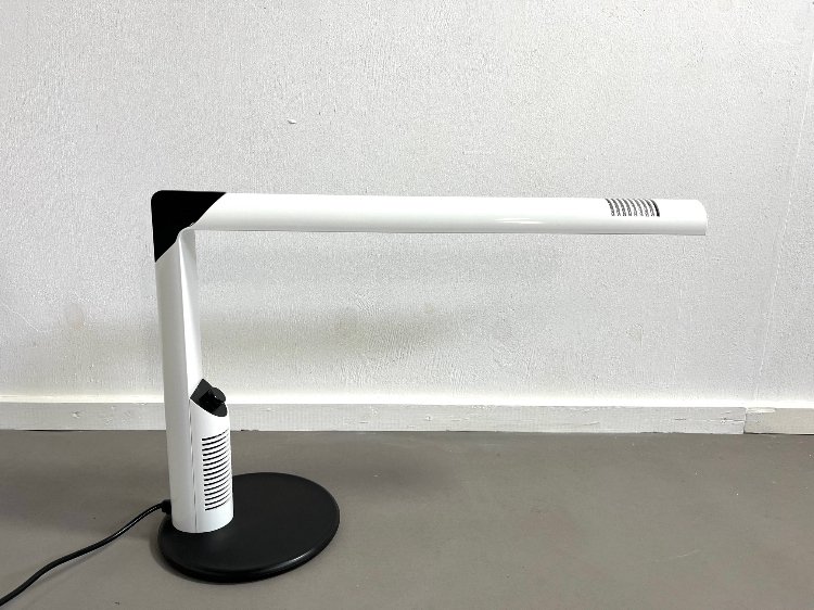 20th Century Abele halogen desk lamp by Gianfranco Frattini for Luci Italy 1979