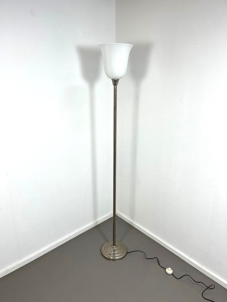 20th-century Giso tulip opal glass floor lamp, 1990s
