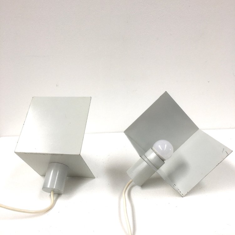 20th Century minimalist cube lamps by F. van Nieuwenborg and M. Wegman 1982