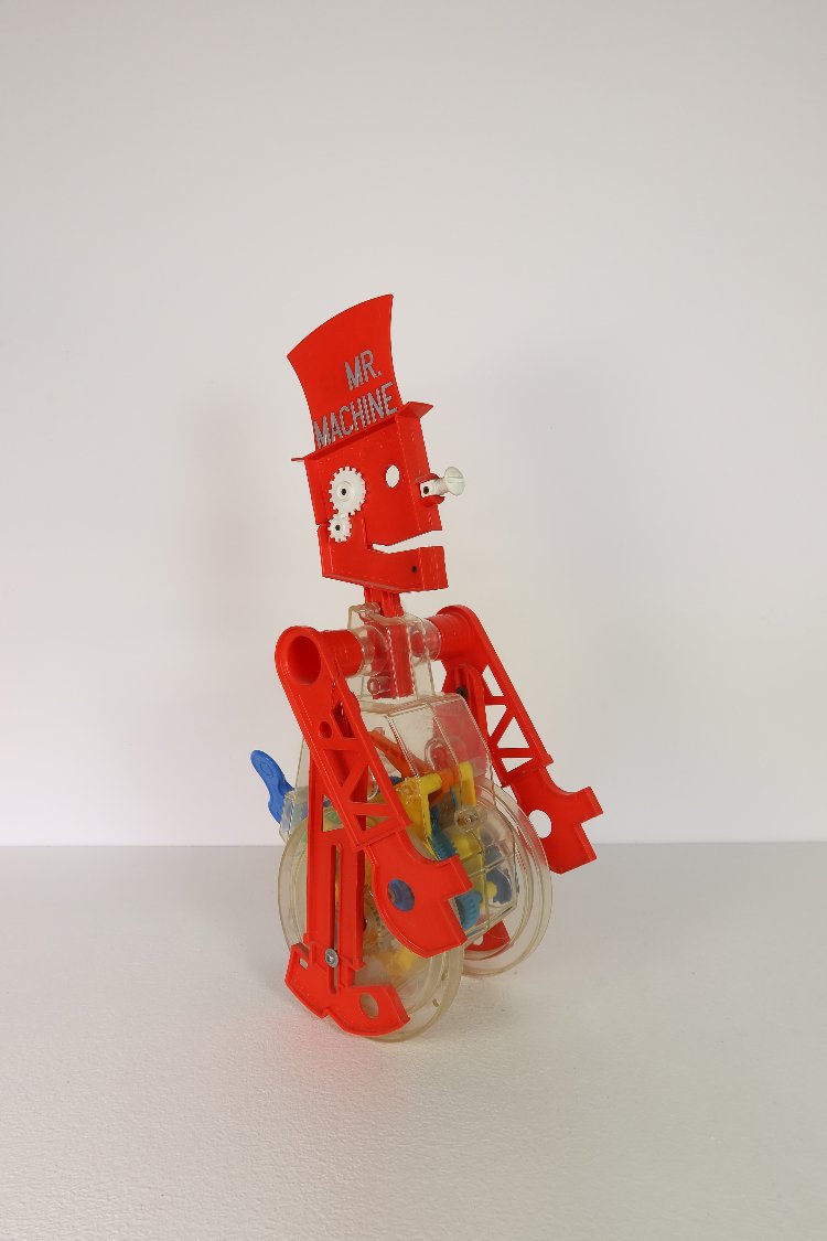 Mr Machine plastic wind-up robot - IDEAL