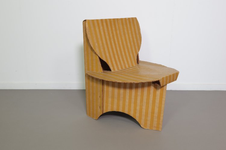 Mid-Century modern lithographed cardboard chair, 1970s